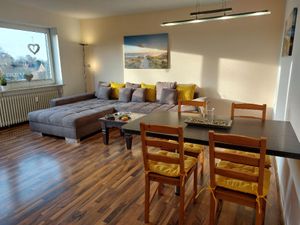 23829465-Ferienwohnung-5-Wilhelmshaven-300x225-1