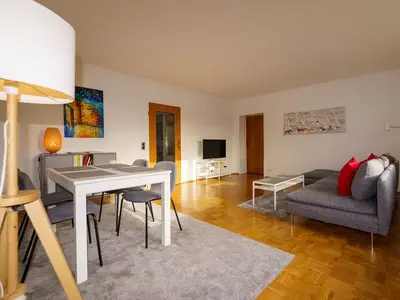Ferienwohnung für 6 Personen (91 m²) in Wilhelmshaven 1/10