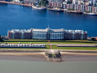 Ferienwohnung für 3 Personen (80 m²) in Wilhelmshaven 1/10