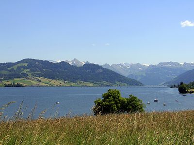 Sihlsee mit Sicht in die Voralpen