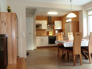 23992184-Ferienwohnung-4-Willingen (Upland)-300x225-3