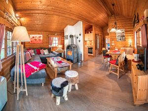 23992198-Ferienwohnung-7-Willingen (Upland)-300x225-2