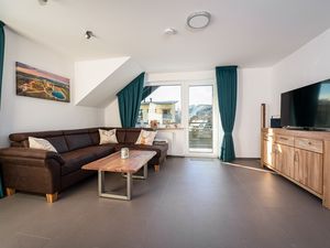 23992182-Ferienwohnung-4-Willingen (Upland)-300x225-3