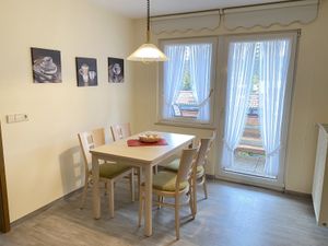 18446319-Ferienwohnung-5-Willingen (Upland)-300x225-4