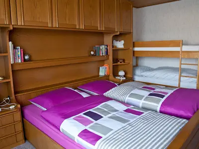 Schlafzimmer 2