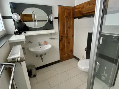 INSIDE, BATHROOM