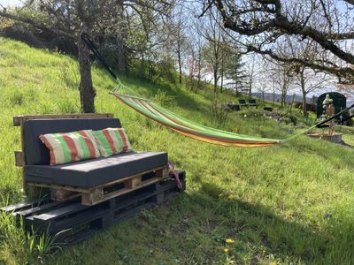 Relaxen in der Hängematte und auf der Couch