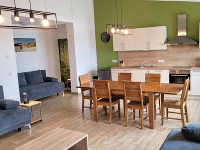 Fewo 4: Wohnraum mit Küche