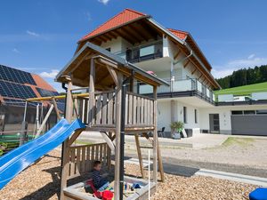 22246585-Ferienwohnung-9-Winden im Elztal-300x225-1