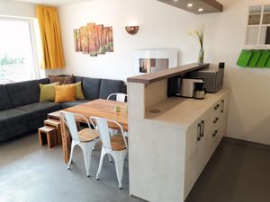 23948376-Ferienwohnung-4-Winterberg-300x225-2