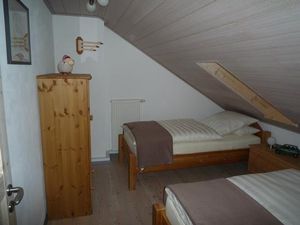 17990279-Ferienwohnung-4-Winterberg-300x225-4