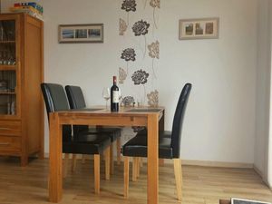 23488752-Ferienwohnung-5-Winterberg-300x225-1