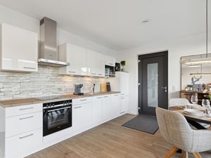 23824276-Ferienwohnung-4-Winterberg-300x225-3