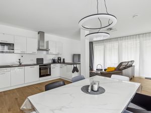 23824375-Ferienwohnung-6-Winterberg-300x225-3