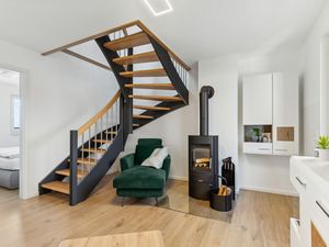 23824390-Ferienwohnung-4-Winterberg-300x225-5