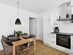 23824391-Ferienwohnung-2-Winterberg-300x225-5