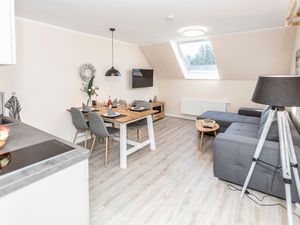 23833866-Ferienwohnung-4-Winterberg-300x225-3