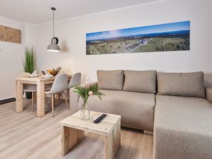 23833886-Ferienwohnung-4-Winterberg-300x225-0