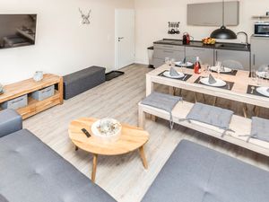 23833876-Ferienwohnung-6-Winterberg-300x225-2