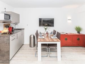 23833882-Ferienwohnung-4-Winterberg-300x225-1