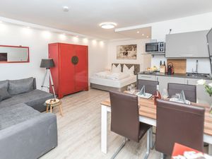 23833882-Ferienwohnung-4-Winterberg-300x225-4