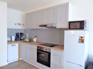 23884179-Ferienwohnung-4-Winterberg-300x225-3