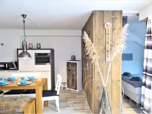 23884187-Ferienwohnung-4-Winterberg-300x225-1