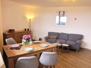 23886803-Ferienwohnung-3-Winterberg-300x225-1