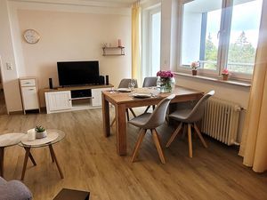 23886803-Ferienwohnung-3-Winterberg-300x225-3