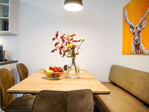 23893639-Ferienwohnung-5-Winterberg-300x225-5