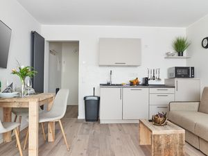 23916476-Ferienwohnung-4-Winterberg-300x225-1