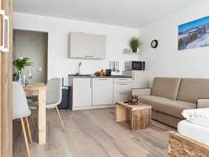 23916476-Ferienwohnung-4-Winterberg-300x225-2