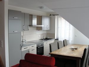 19341454-Ferienwohnung-6-Winterberg-300x225-5