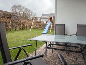 23128869-Ferienwohnung-3-Winterberg-300x225-1