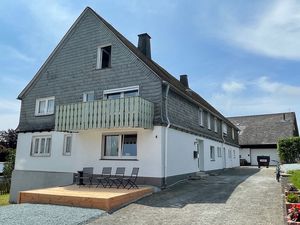 23150341-Ferienwohnung-4-Winterberg-300x225-2