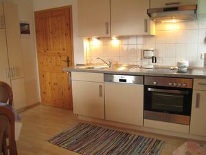 23177473-Ferienwohnung-4-Winterberg-300x225-5