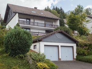 23198491-Ferienwohnung-4-Winterberg-300x225-1