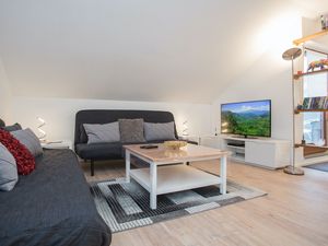 23353006-Ferienwohnung-2-Winterberg-300x225-2