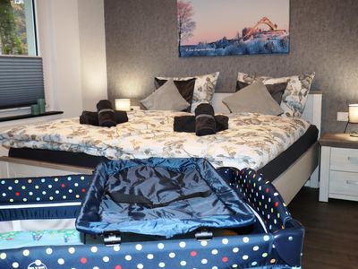 Stadtidyll Winterberg - Schlafzimmer mit Doppelbett