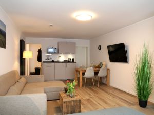 23587785-Ferienwohnung-4-Winterberg-300x225-4