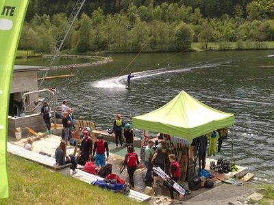 Die Wasserkianlage am See