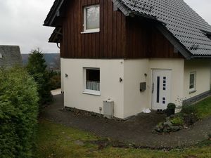 22146819-Ferienwohnung-4-Winterberg-300x225-3