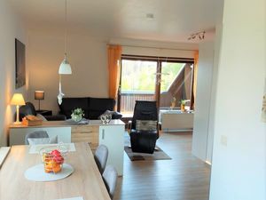 22647661-Ferienwohnung-4-Winterberg-300x225-2