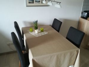 22478757-Ferienwohnung-4-Winterberg-300x225-1