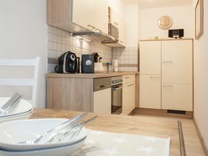 22478757-Ferienwohnung-4-Winterberg-300x225-4