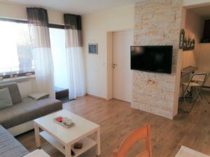 22769063-Ferienwohnung-4-Winterberg-300x225-2