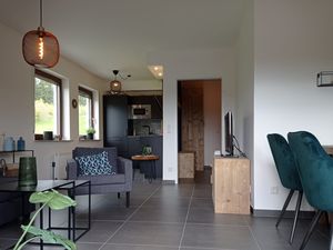 23117695-Ferienwohnung-4-Winterberg-300x225-2