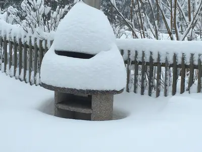Grill im Garten/ Winter