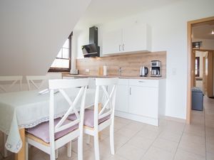 23648335-Ferienwohnung-4-Winterberg-300x225-5