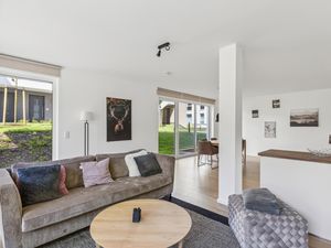 23824372-Ferienwohnung-5-Winterberg-300x225-4